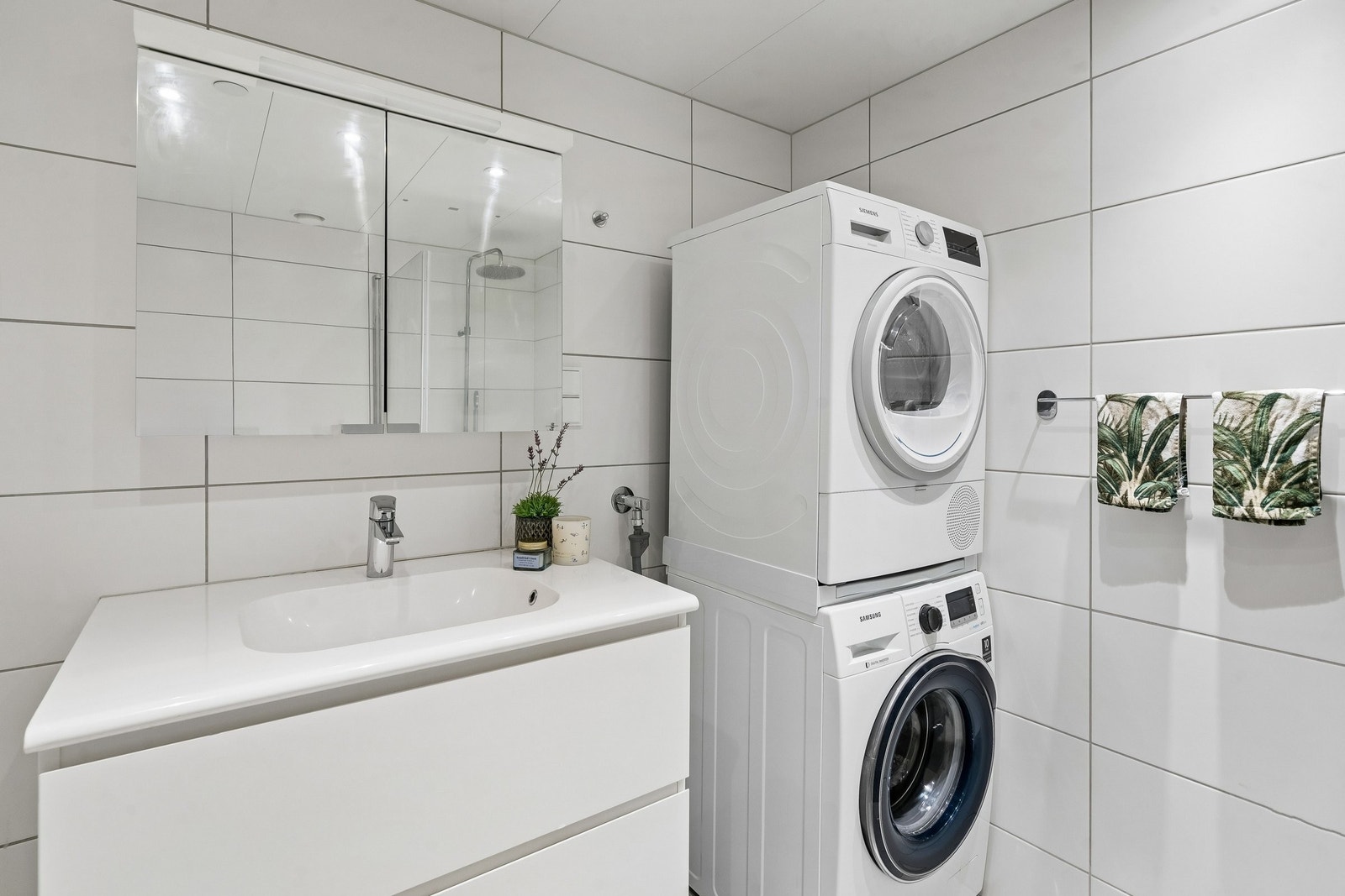 Moderne bad Galleribilde