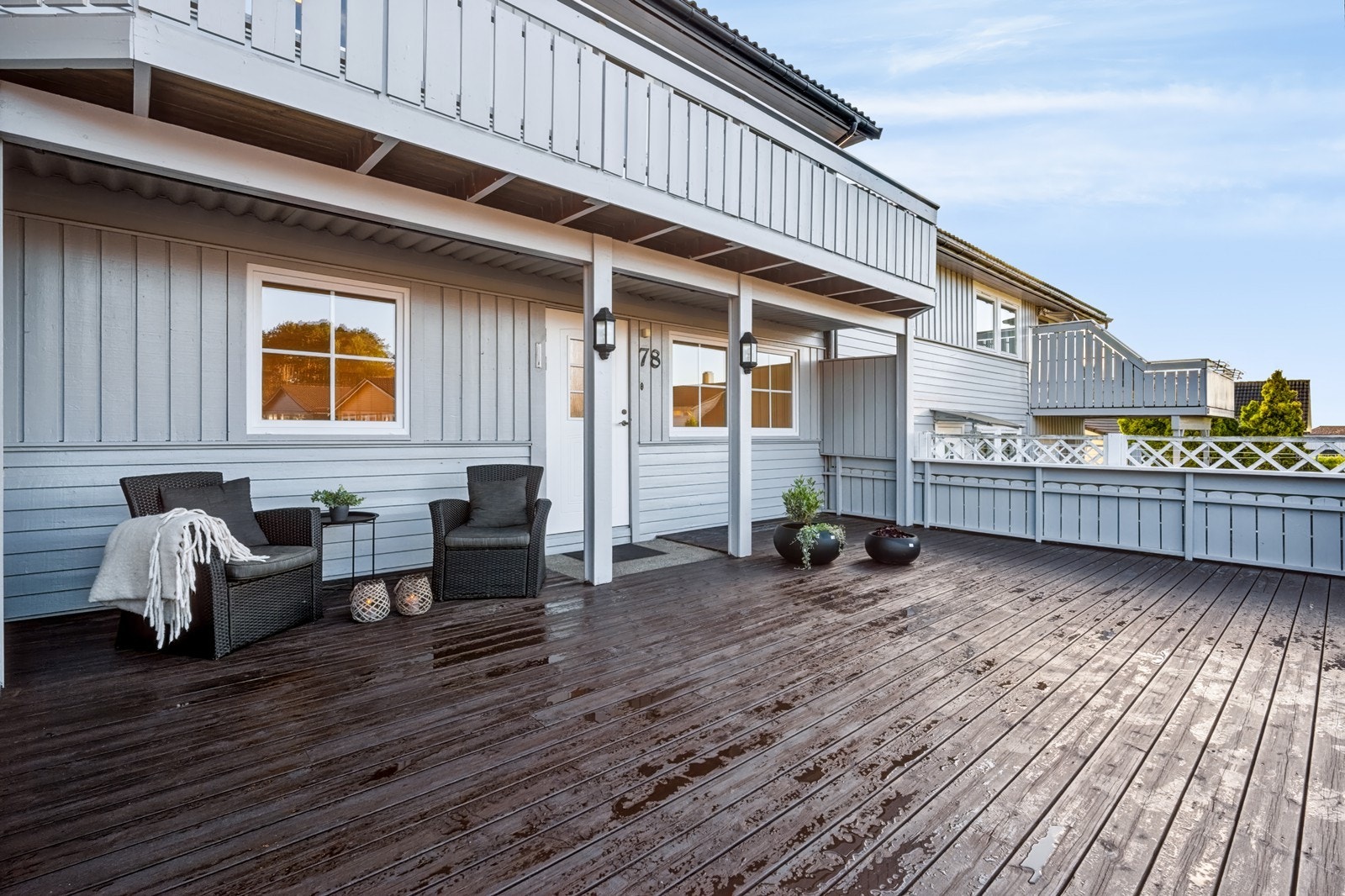 Boligen har totalt 74 m² med terrasseareal. Galleribilde