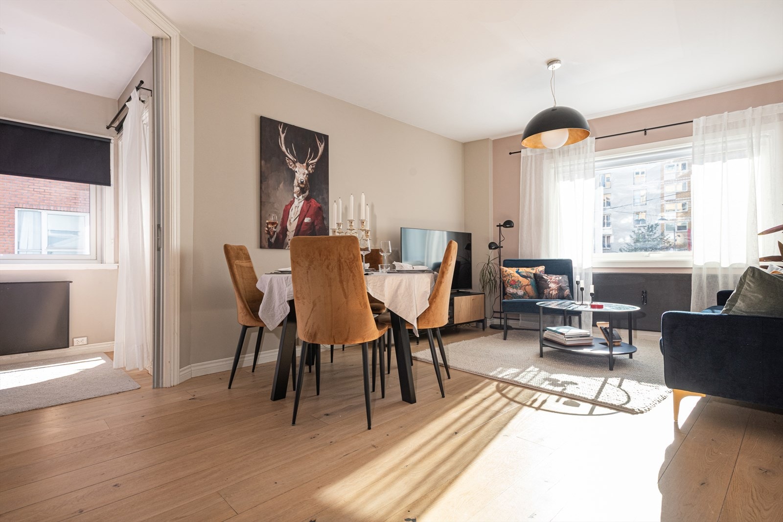 Meget attraktiv 3-roms hjørneleilighet med sydvendt balkong og heis Foto: Studio Oslo Galleribilde