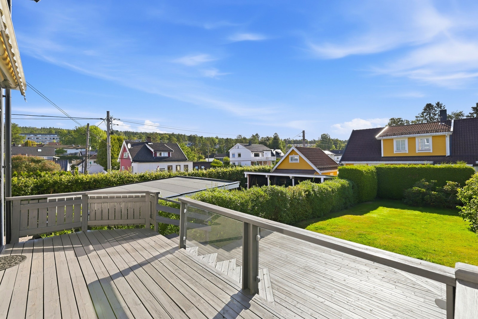 Her bor du i et etablert boligområde, med nærhet til servicetilbud og rekreasjon.
Foto: Digit Media Galleribilde