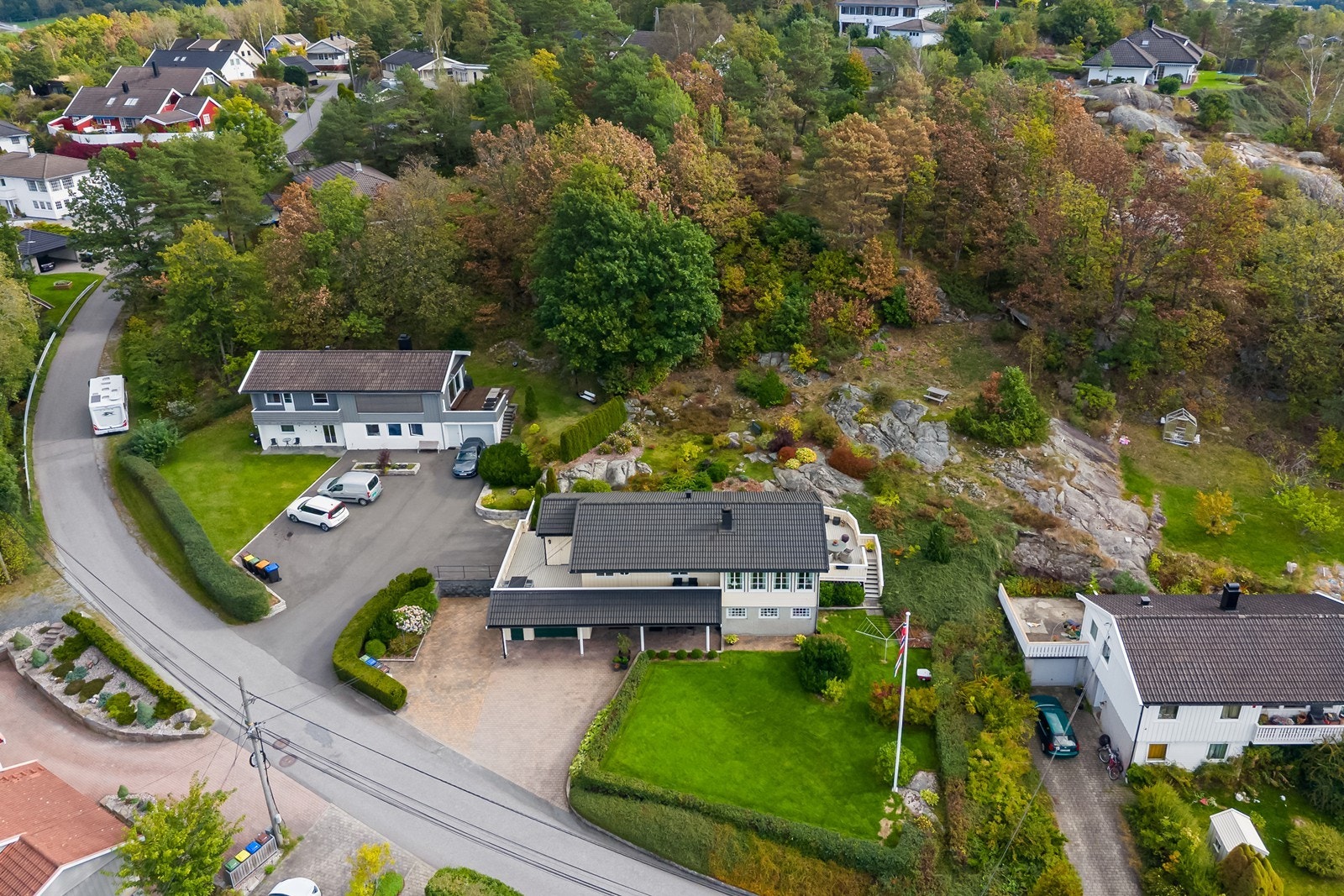 Oversiktsbilde som viser den stor tomten Galleribilde