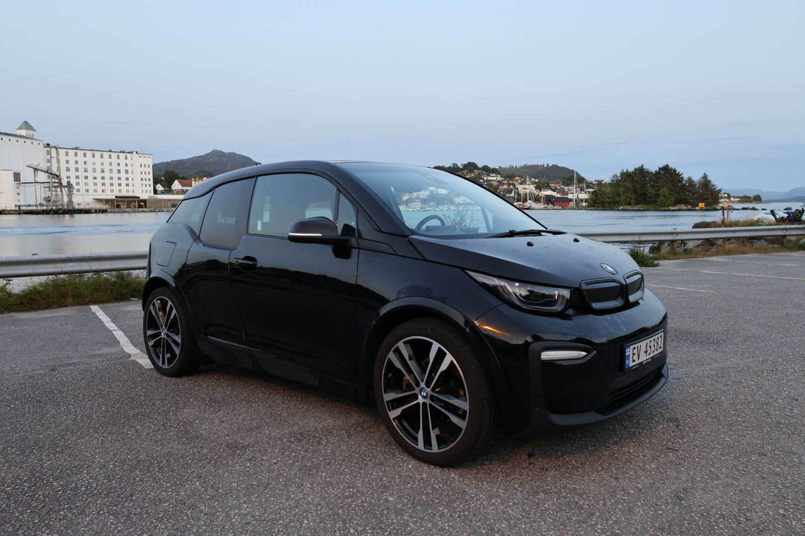 BMW i3 120Ah Fully Charged 2