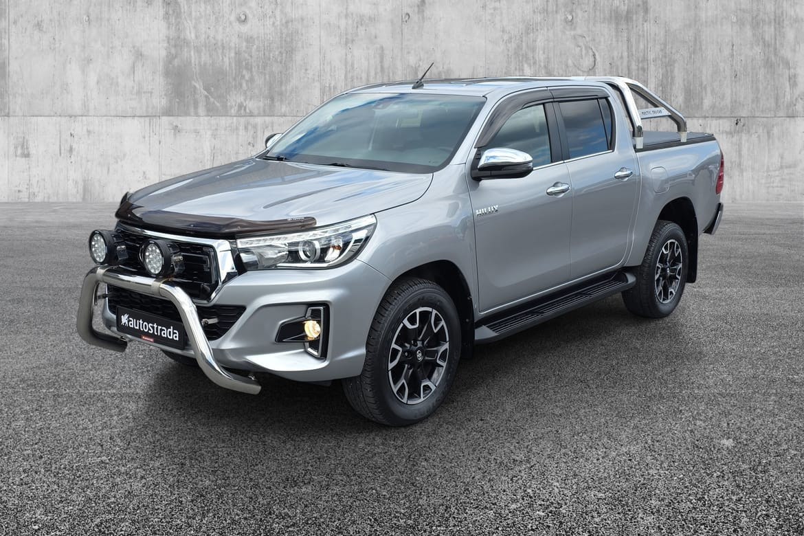 Toyota HiLux // LAV KM // MYE UTSTYR // PRIVATKJØRT 2019, 64 800 km, kr 429 000,-