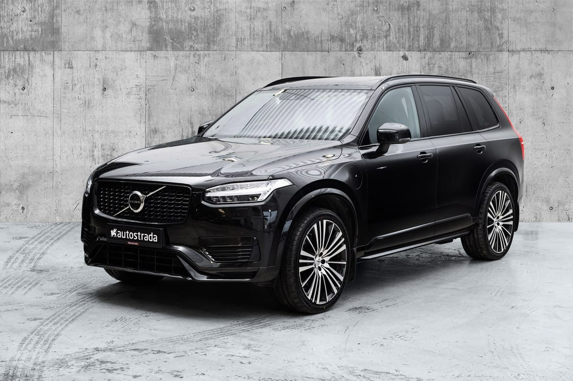 Volvo XC90 T8 R-Design|Luft.f|B&WStereo|360|H.Feste|HUD|22" felg 2022, 77 552 km, kr 749 000,-