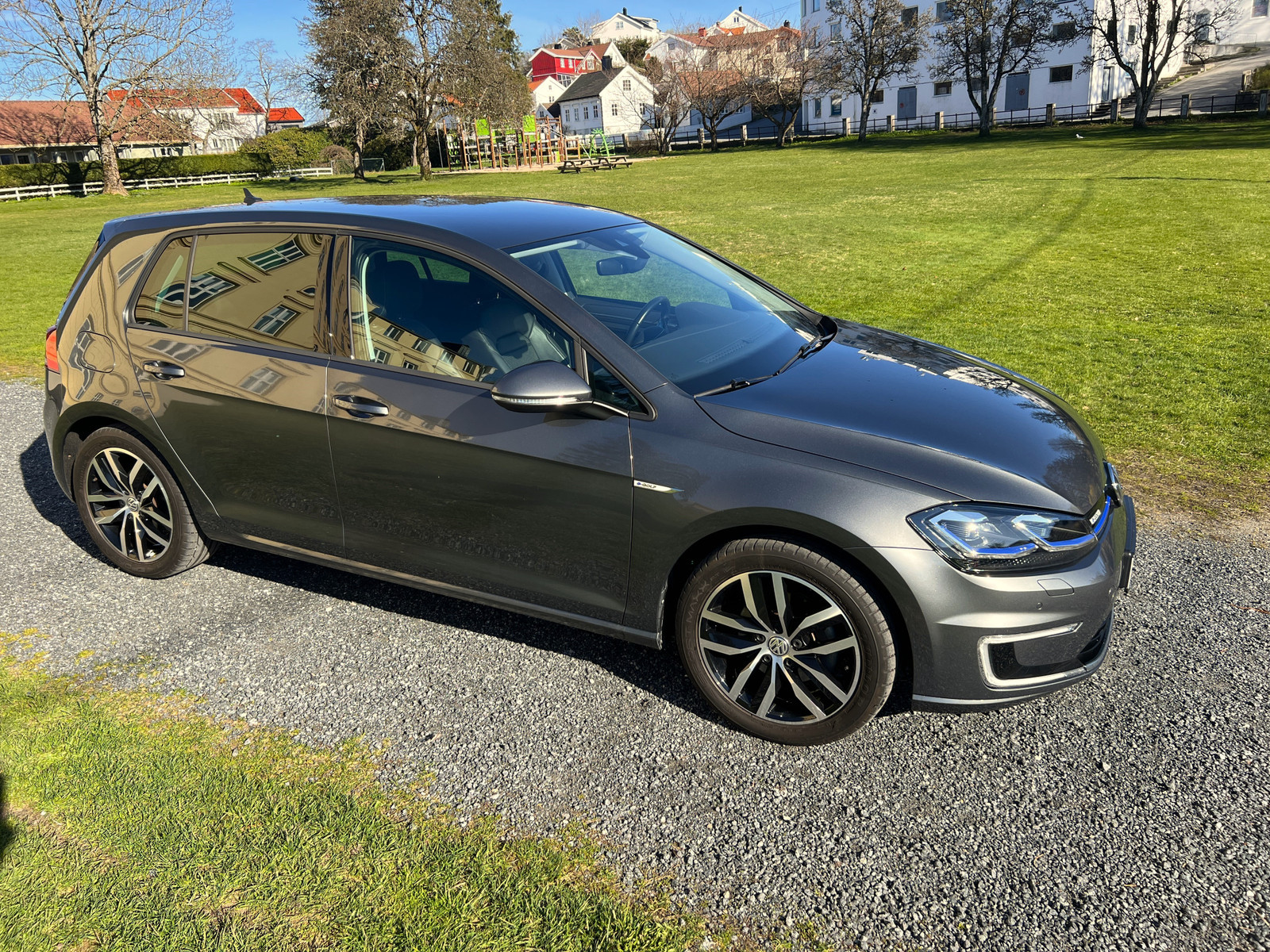 Volkswagen Golf 136hk Exclusive/Skinn/Keyless/R.Kamera/Active Info 2