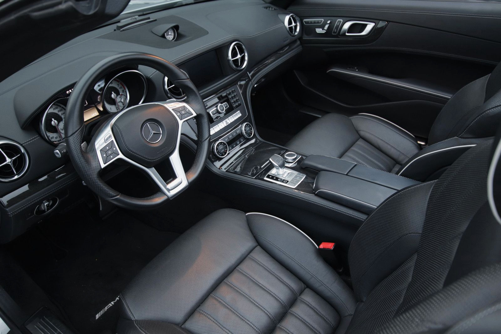 Hovedbilde av Mercedes-Benz SL
