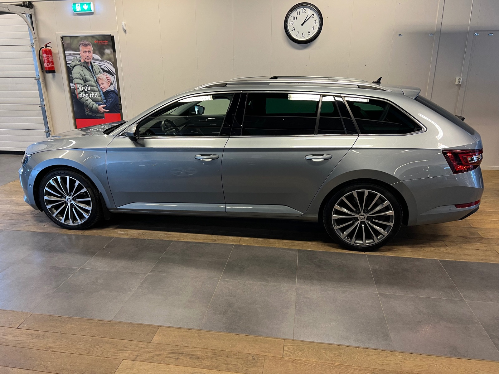 Skoda Superb 1,8TSI-180HK/L&K/H-FESTE/ADAPTIV CRUISE/12 MNDR GARANTI 3