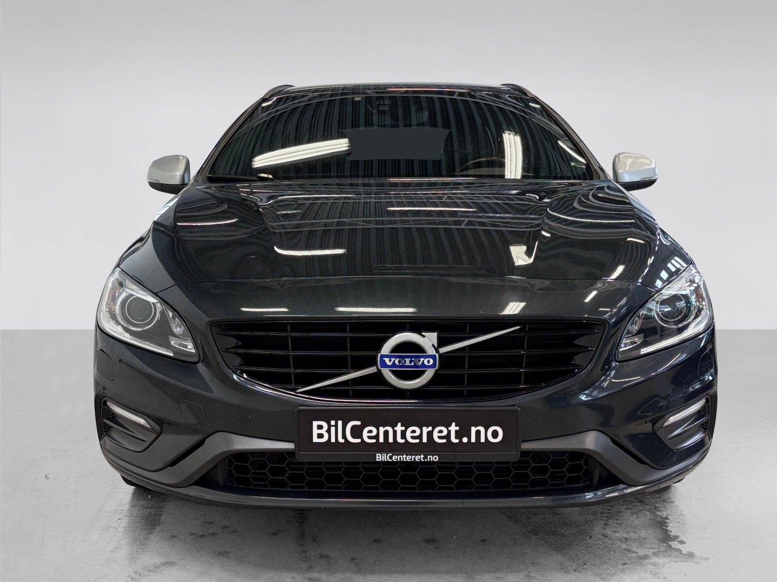 Volvo V60 2.4 D5 AWD 231HK PLUG-IN R-DESIGN SPORTSETER VOC KROK++ 3