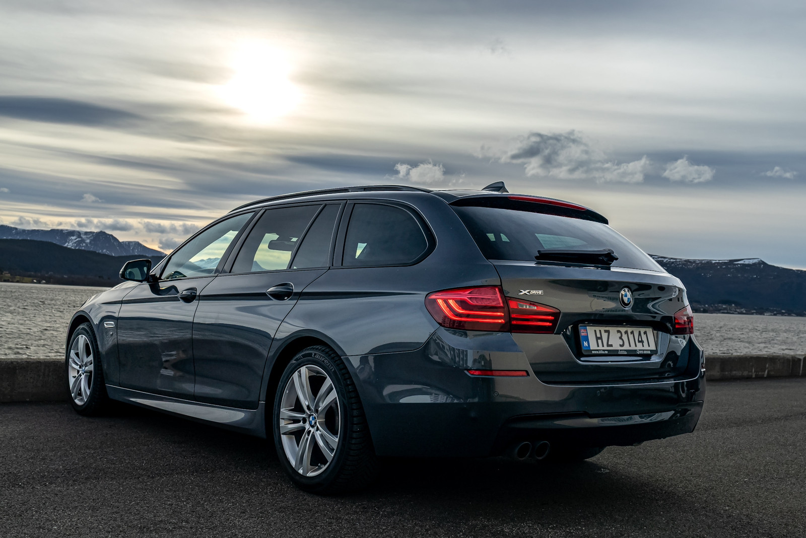 BMW 5-serie 520d xDrive M-sport Touring aut webasto 2