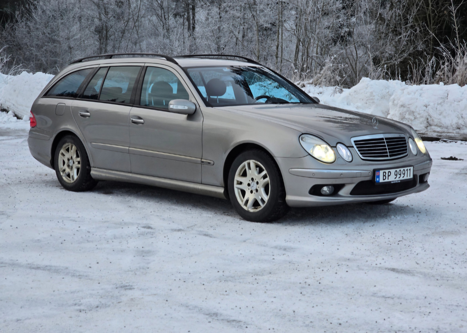 Mercedes-Benz E-Klasse 4Matic, AMG,TV,Massasje,Luft,Skinn,F1 gir, 2