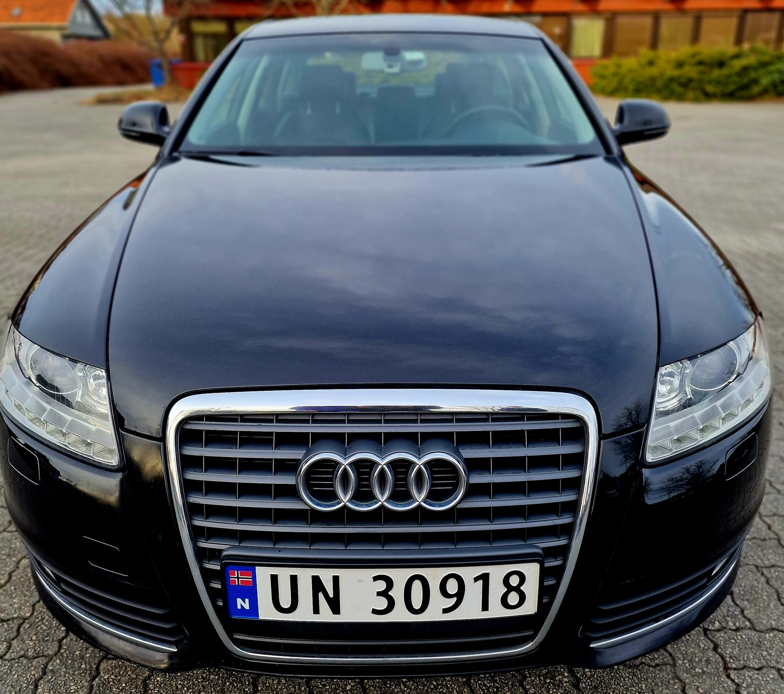 Audi A6 Limousine 2.8-190HK V6 2