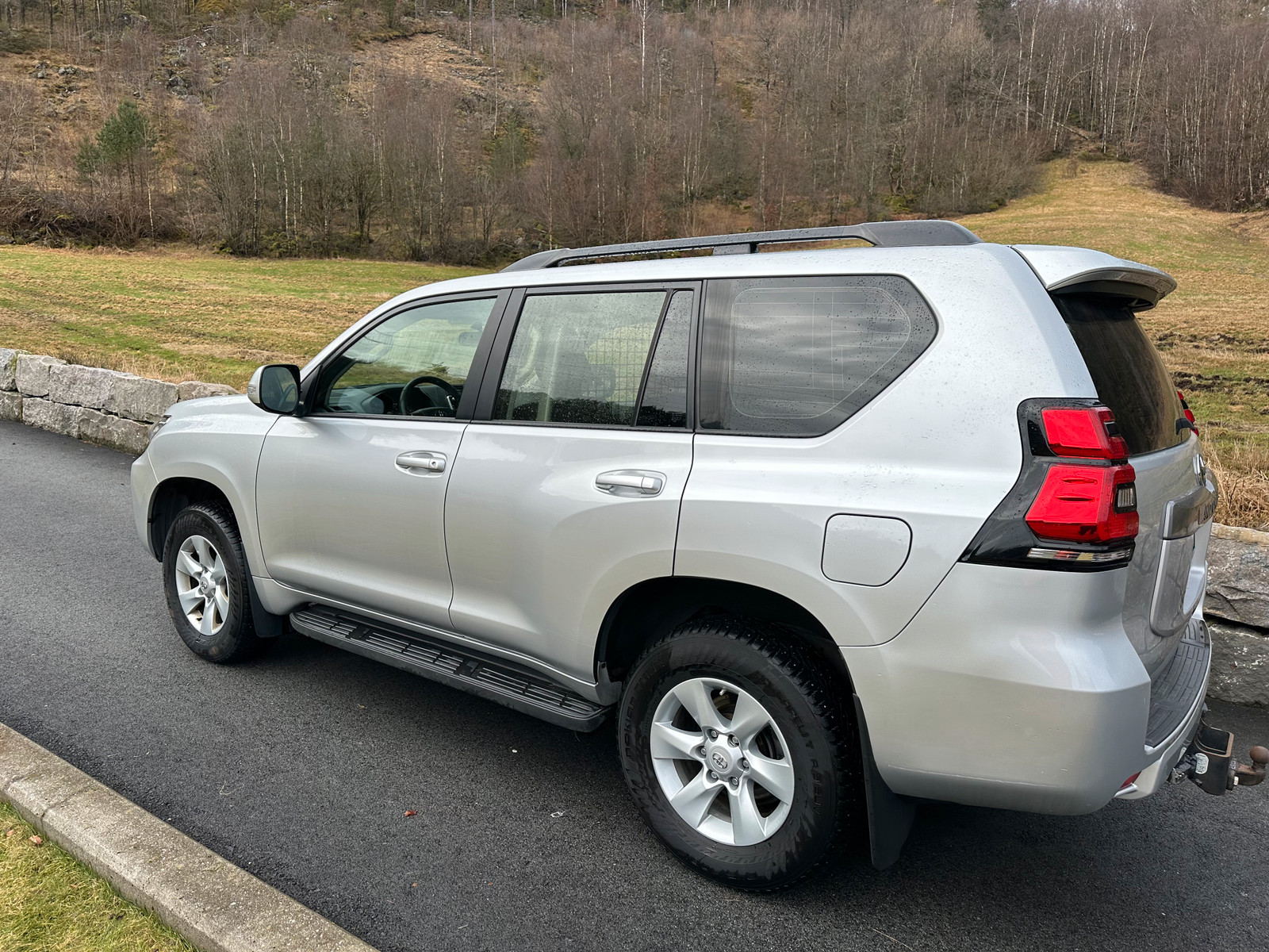 Toyota Land Cruiser 2,8 D-4D DLX aut 2