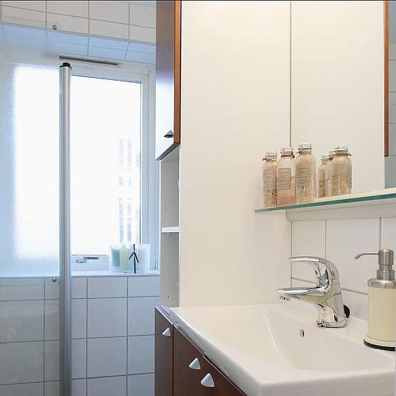 Vindu på badet og all innredning ny fra 2007 Galleribilde