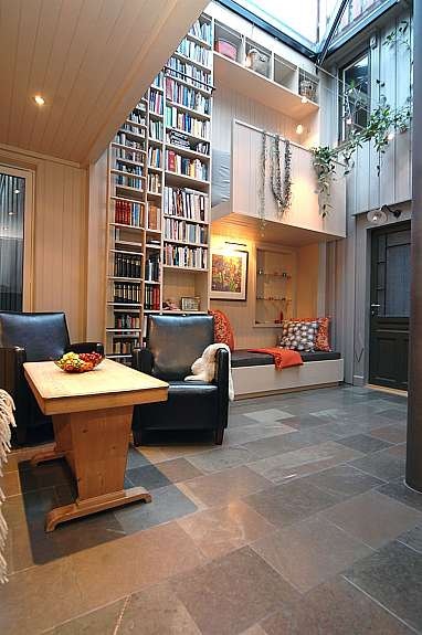 20086_223_staaende03_LOW Galleribilde