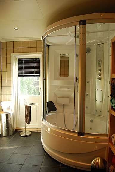 Bad i hovedleiligheten Galleribilde