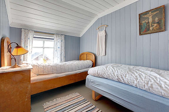 Soverom hovedhus. Galleribilde