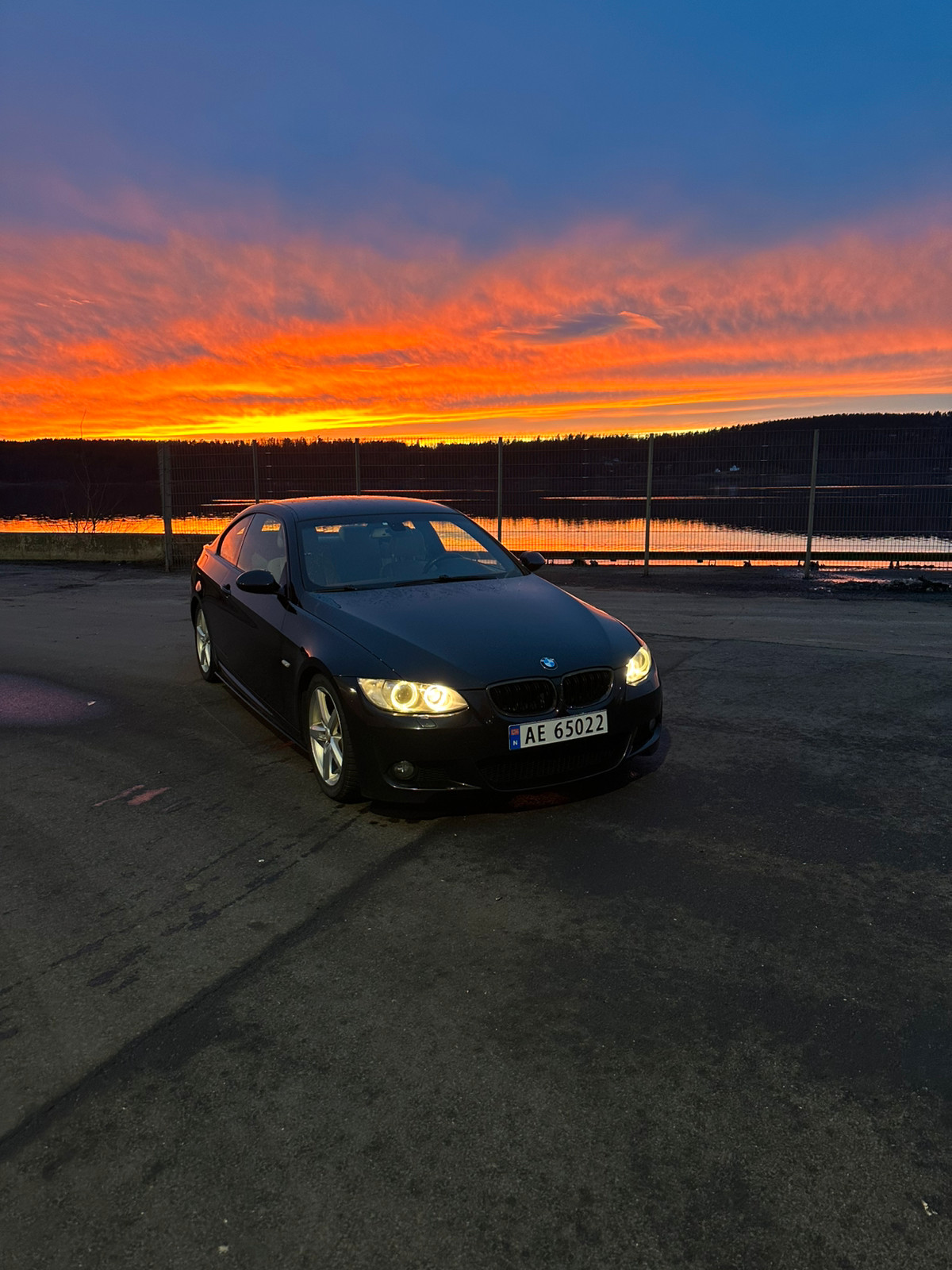 BMW 3-serie BMW 320i e92 m-sport 2