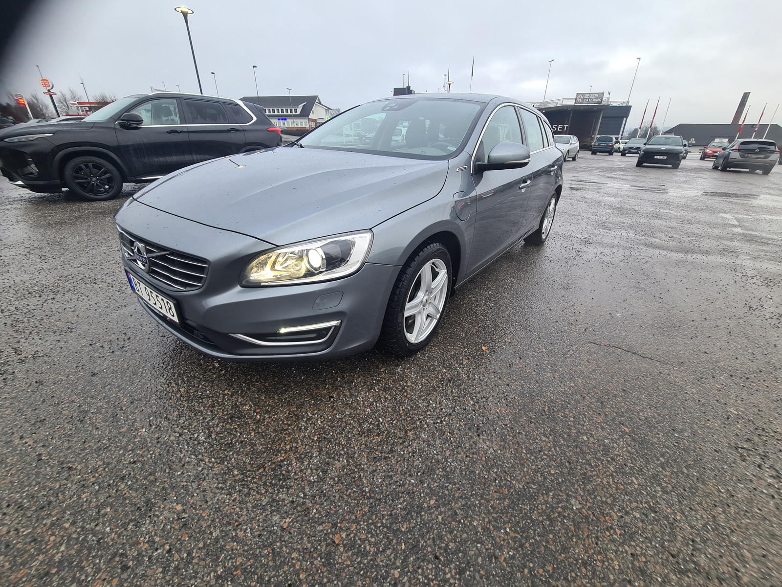 Volvo V60 2.4-220 D AWD 2