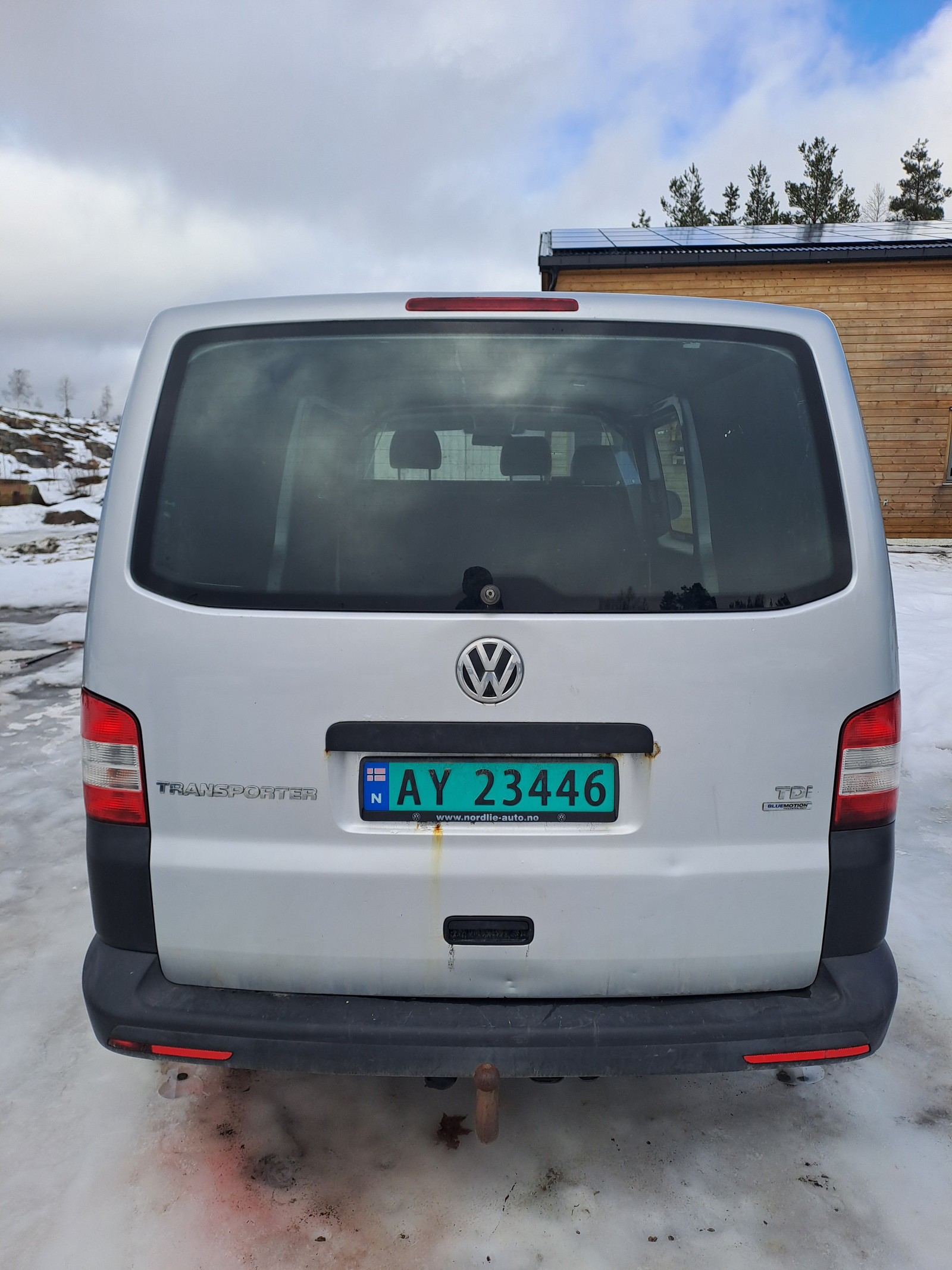 Volkswagen Transporter 2,0 tdi, 114 hk, lang, 2x skyvedør og webasto 2