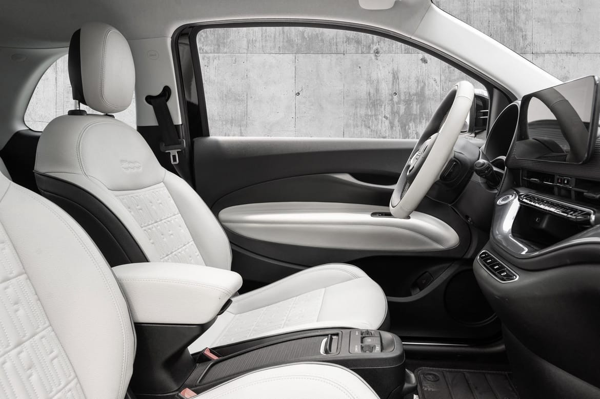 Fiat 500 La Prima I Adaptiv Cruise I Apple CarPlay 2021, 33 600 km, kr 219 000,-