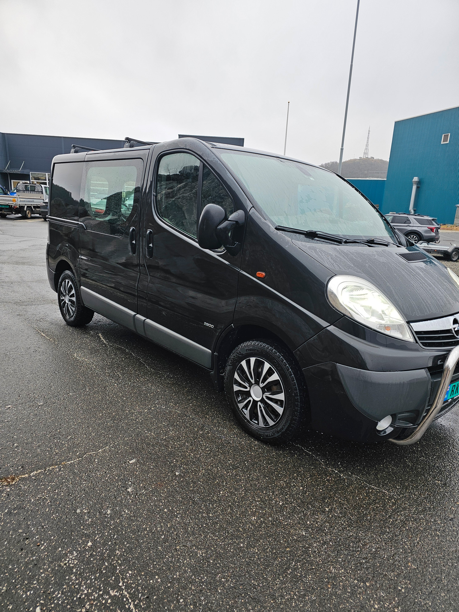 Opel Vivaro 2,0 CDTi 114hk E5 L1H1 3