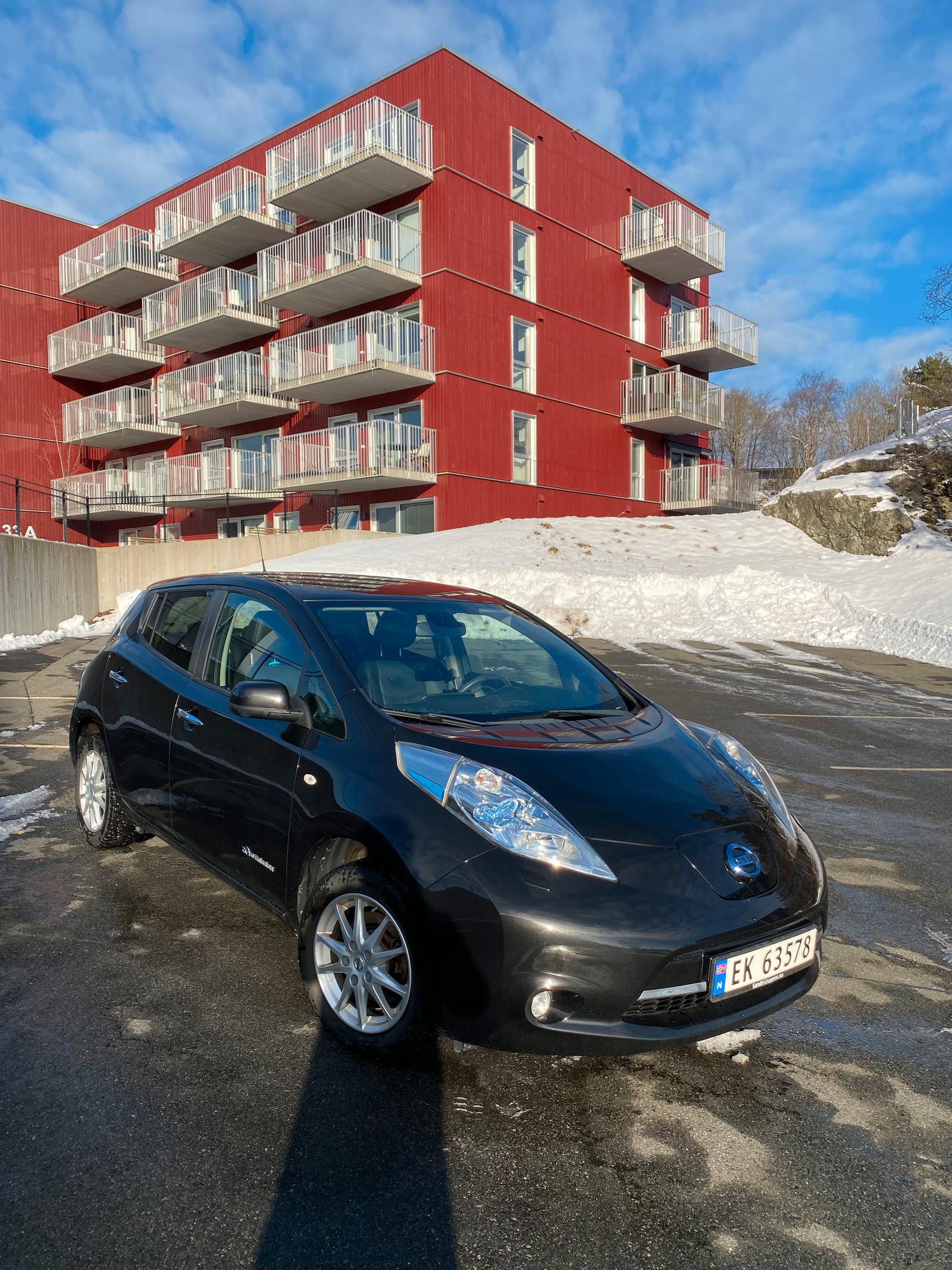 Nissan Leaf Tekna 30kWh 80KW Tekna Leather Metallic and Pearlescent