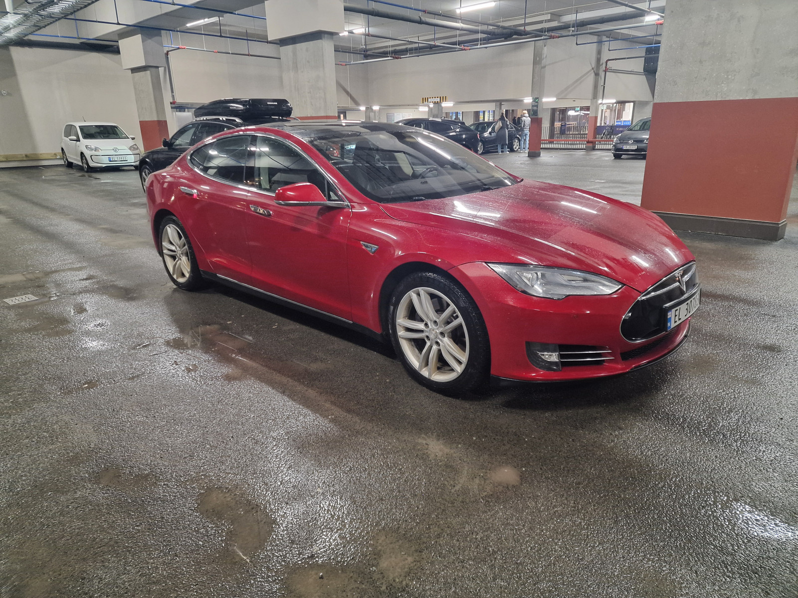 Tesla Model S Performance 3