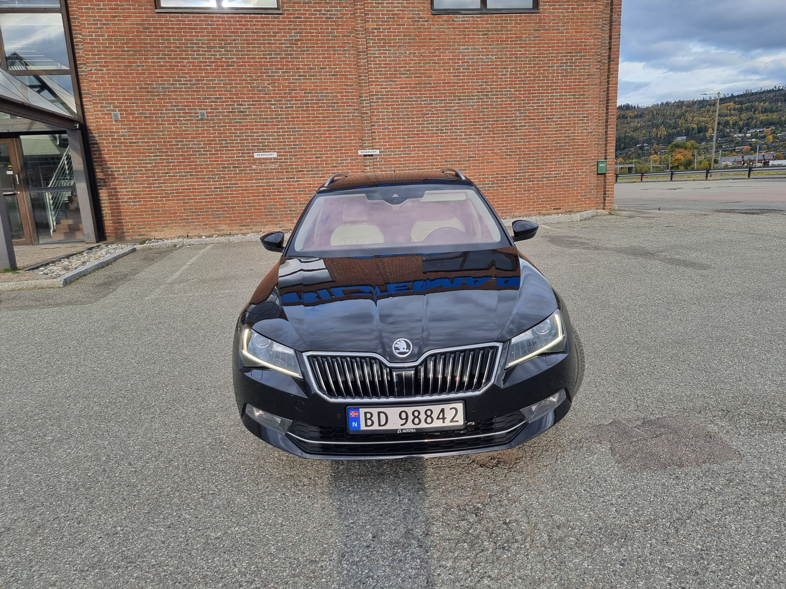 Skoda Superb 2,0 TDI 190hk L&K 4x4 aut 3