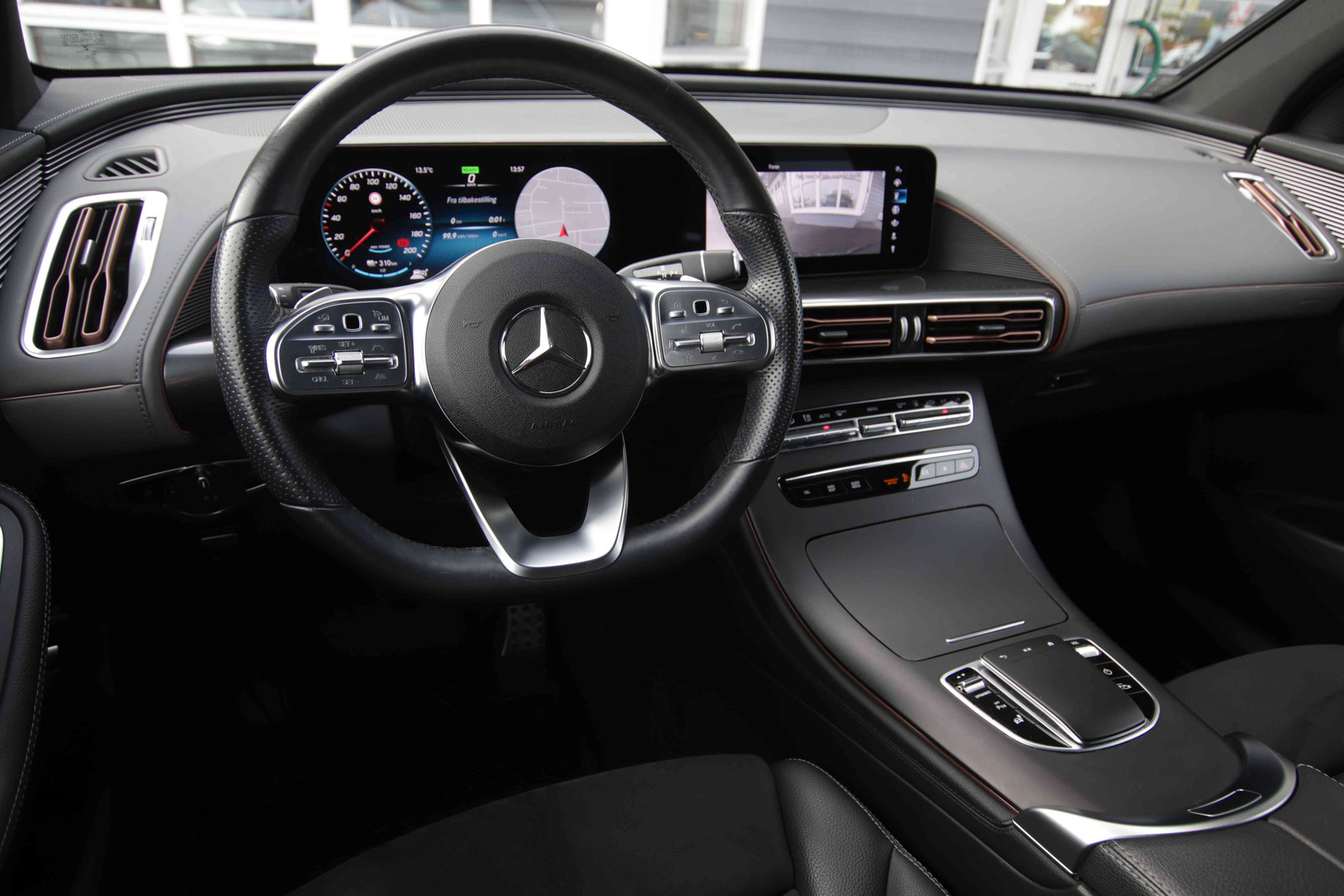 Hovedbilde av Mercedes-Benz EQC