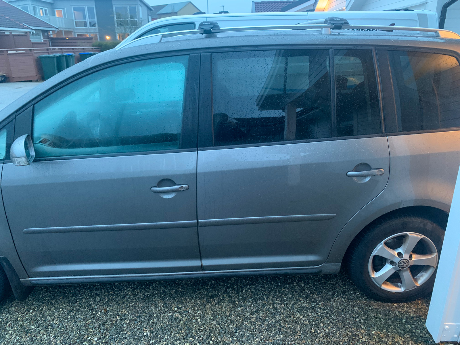 Volkswagen Touran 2