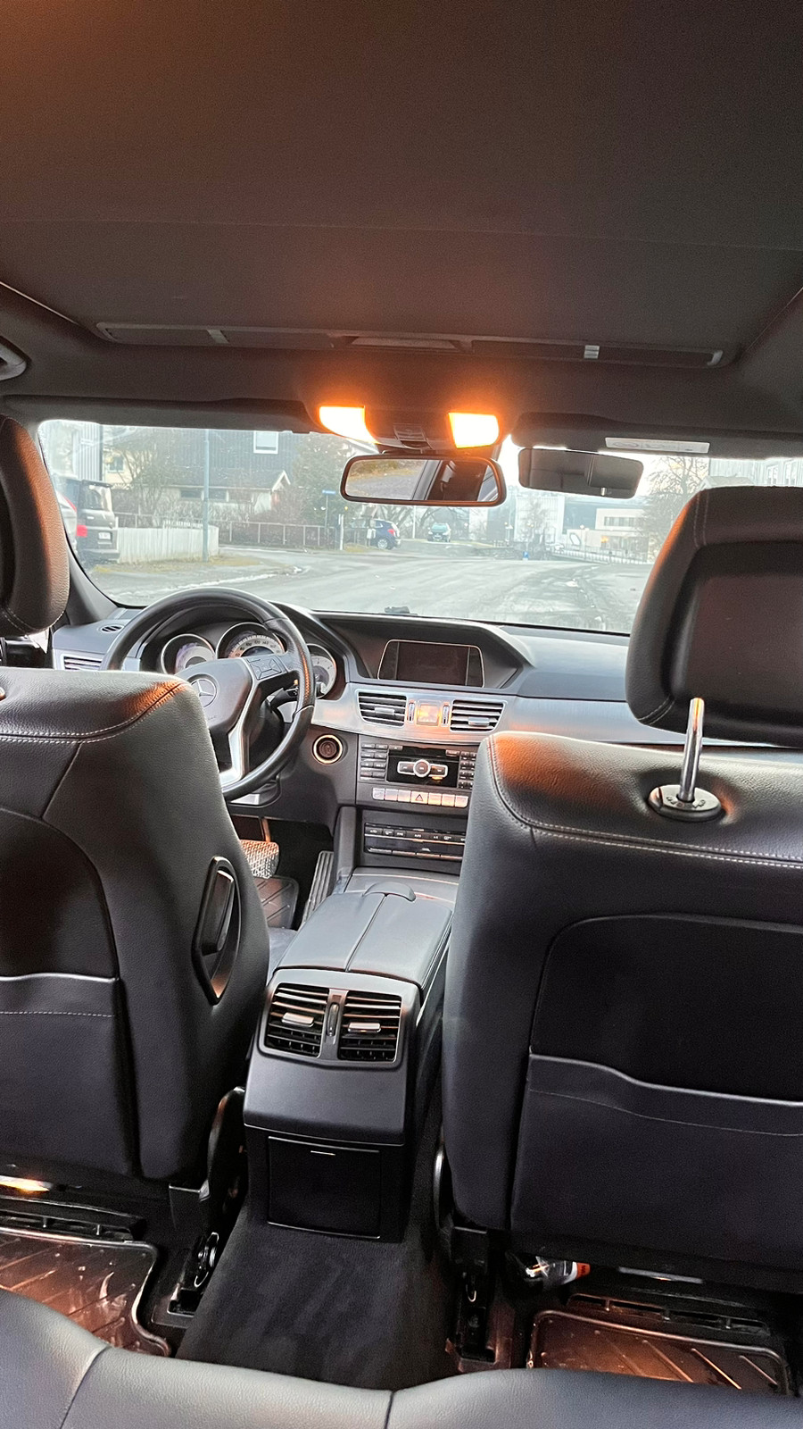 Mercedes-Benz E-Klasse T Avantgarde aut 3