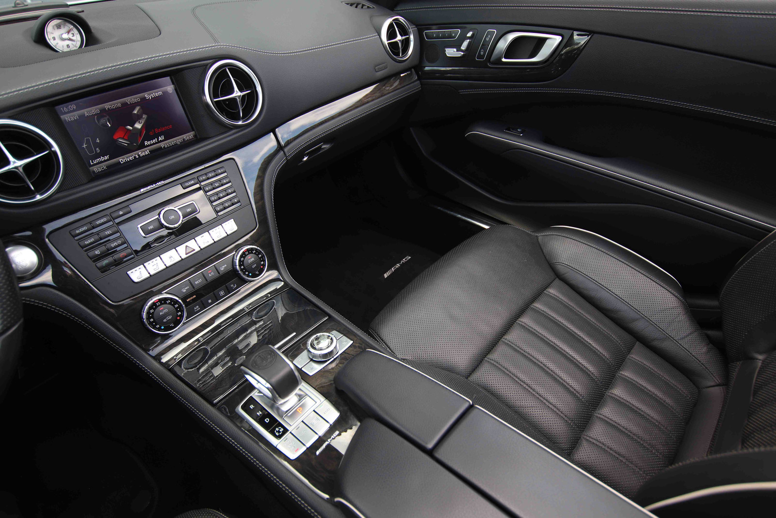 Hovedbilde av Mercedes-Benz SL