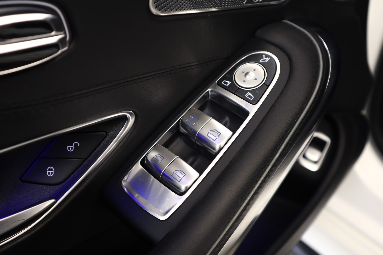 Hovedbilde av Mercedes-Benz S-Klasse