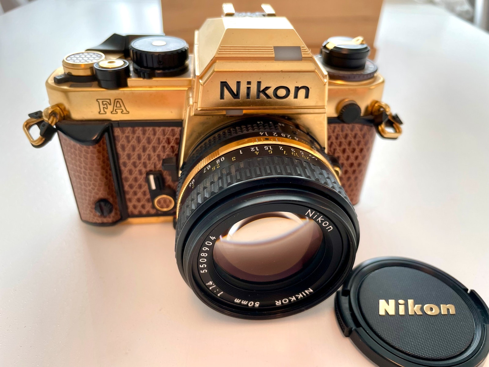 Nikon FA Gold med 50mm f:1,4 | FINN-torget
