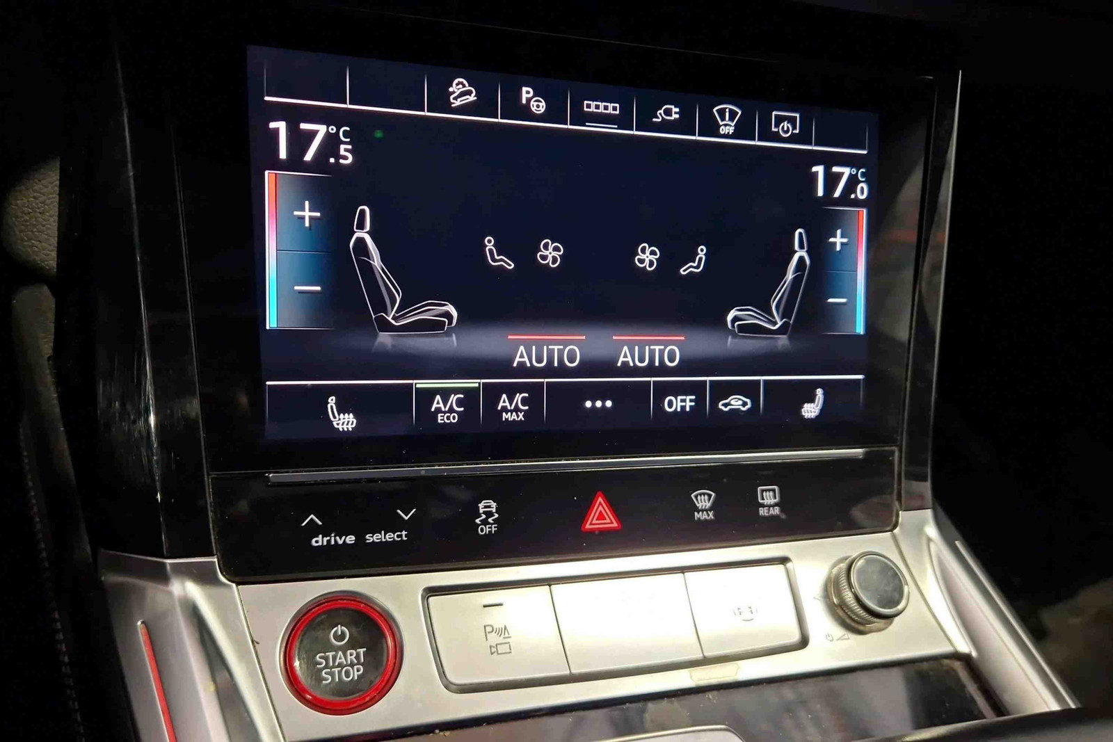 Hovedbilde av Audi e-tron