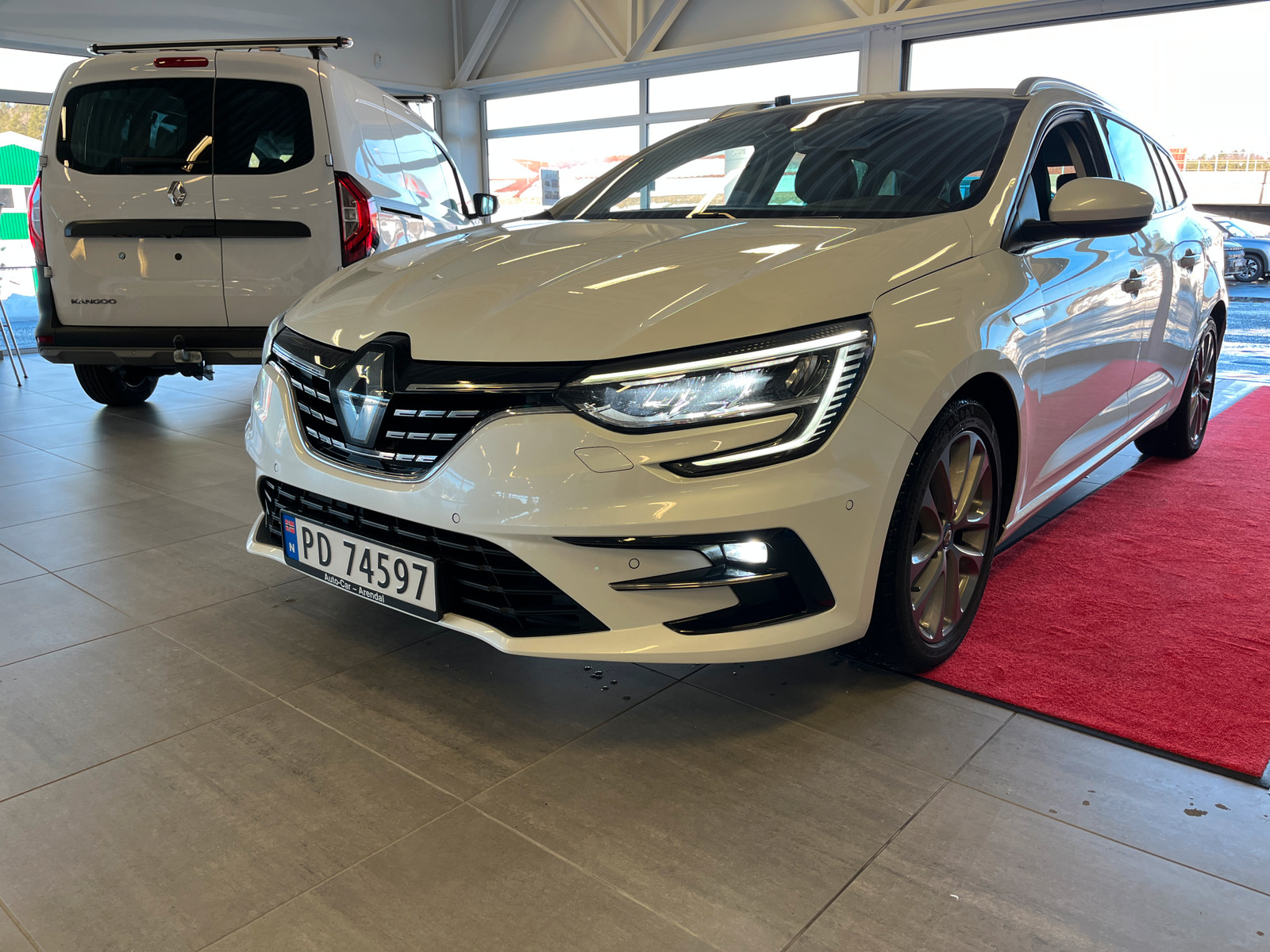 Renault Megane Sport Tourer E-TECH PHEV 160 Intens Bose Hengerfeste++ 3