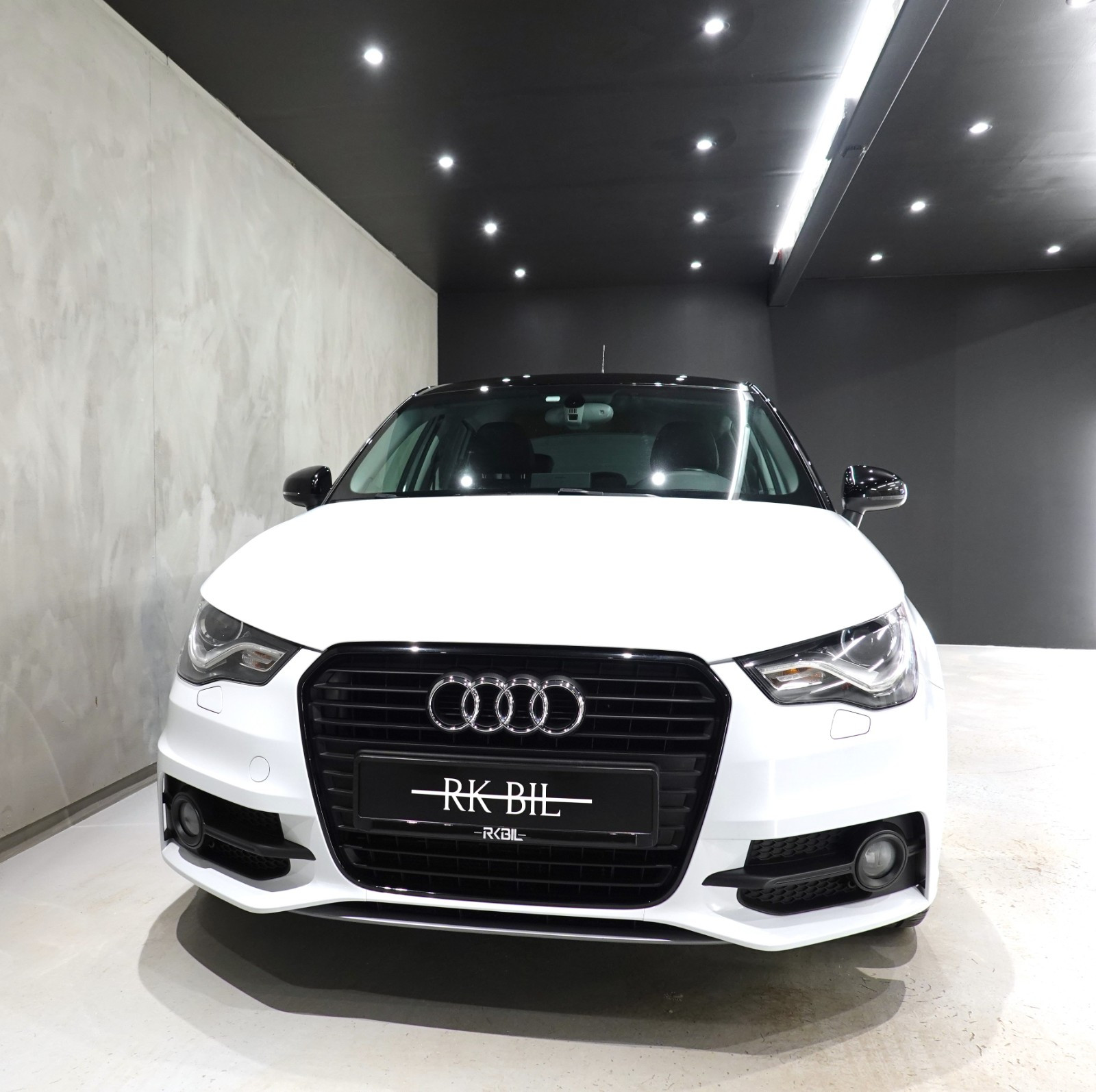 Audi A1 1.2TFSI/SPORTBACK/S-LINE/LED/CRUISE/DAB+/P-SENSOR/SEKM! 2