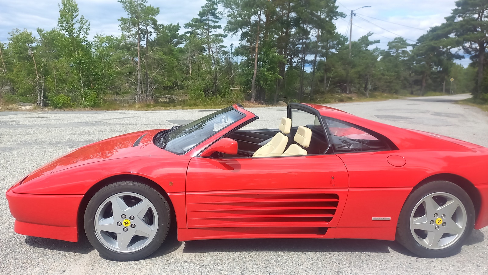 Brukt Ferrari 348 3.4