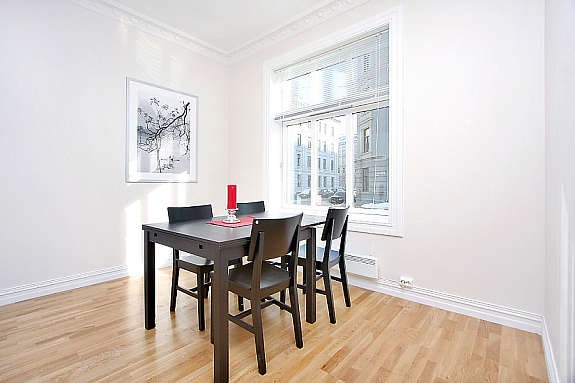 Spiseplass på kjøkken Galleribilde