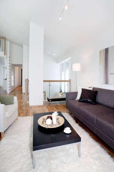 Stue mot trapp og glasspeis Galleribilde