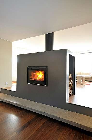 Peis vendt mot spisestue Galleribilde