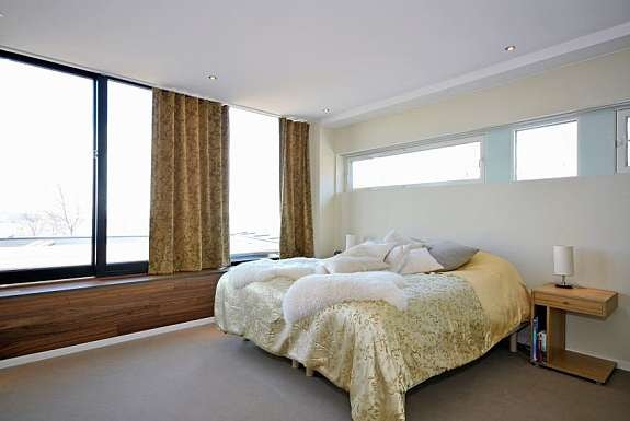 Hovedsoverom med utgang til takterrasse Galleribilde