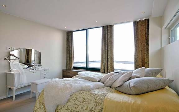 Del av hovedsoverom Galleribilde