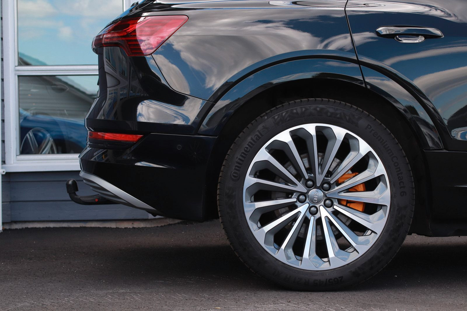 Hovedbilde av Audi e-tron