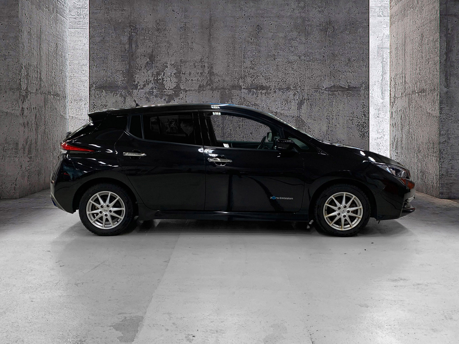 Nissan Leaf 40kWh Launch Edition /OUTLET/ACC/360 KAMERA 3