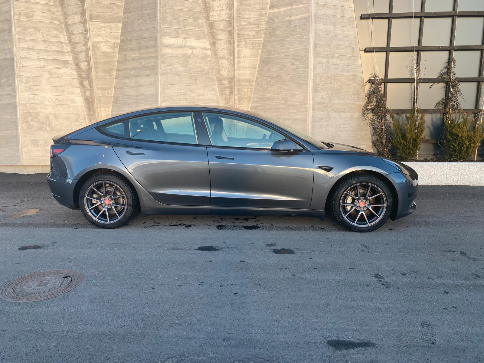 Tesla Model 3 Standard Range Plus RWD
