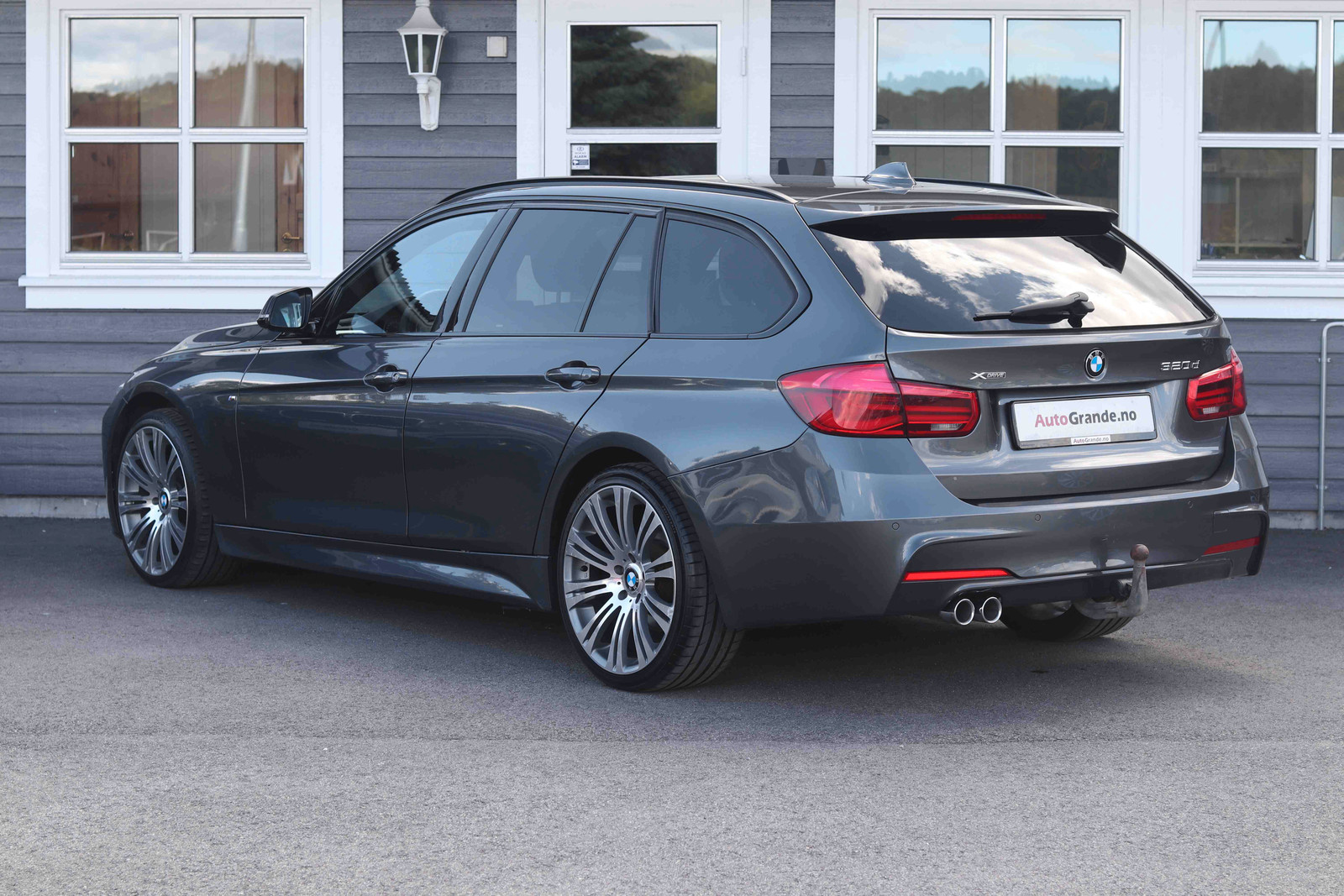 Hovedbilde av BMW 3-serie