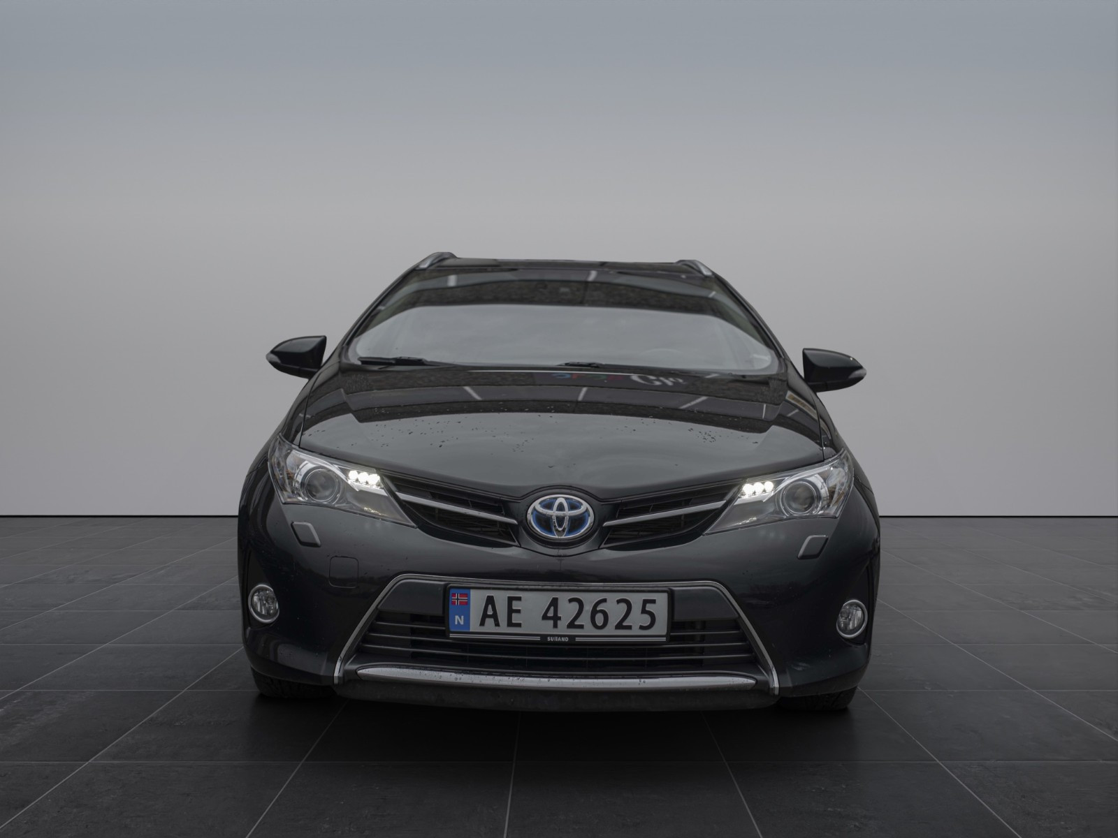 Toyota Auris Hybrid 2014 Active-Tech-Pakke-Navi-Ryggeka 2