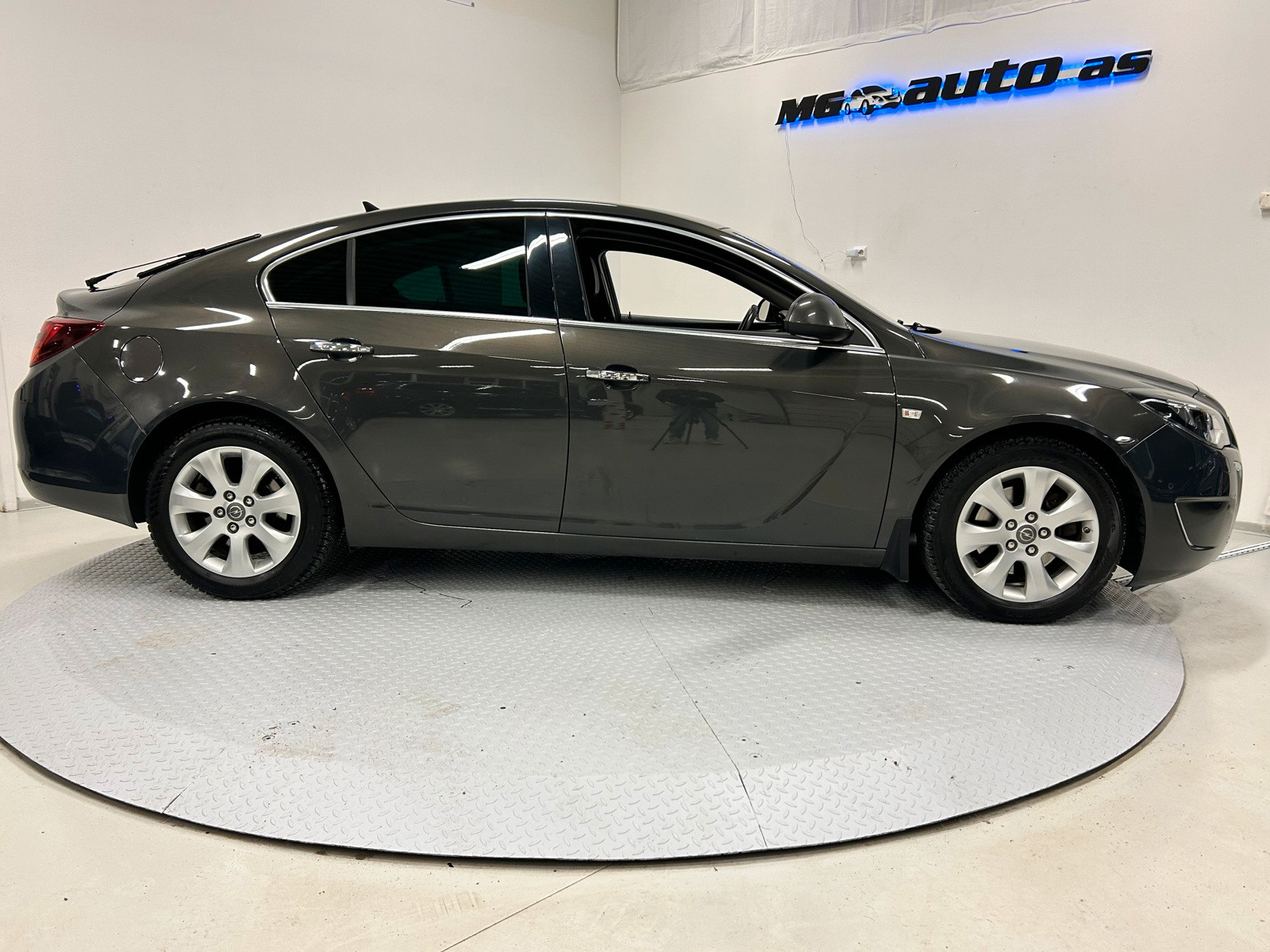 Opel Insignia 131HK PREMIUM*AUTOMAT*SKINN*NAVI*KAMERA*KROK*DAB+ 3