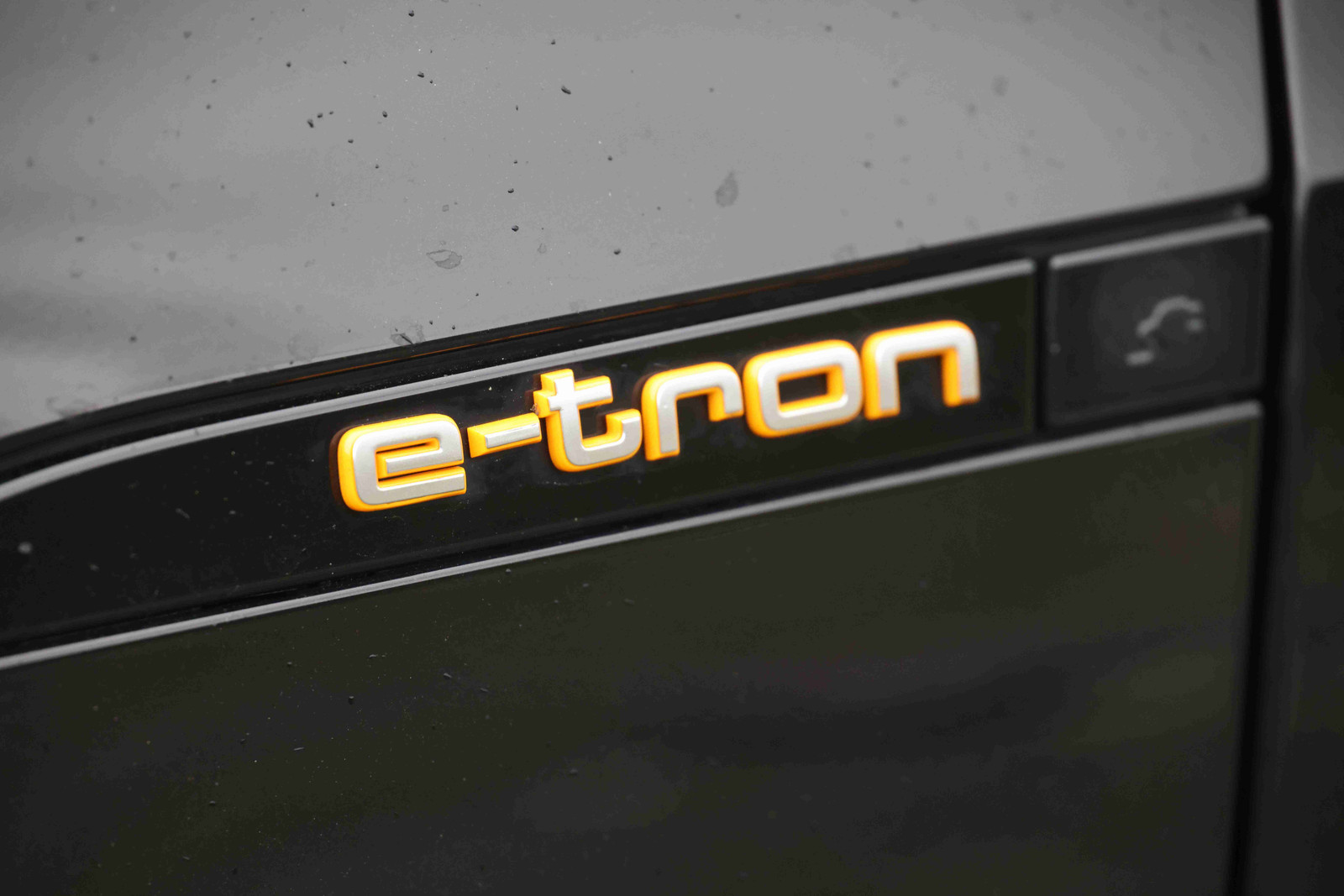 Hovedbilde av Audi e-tron